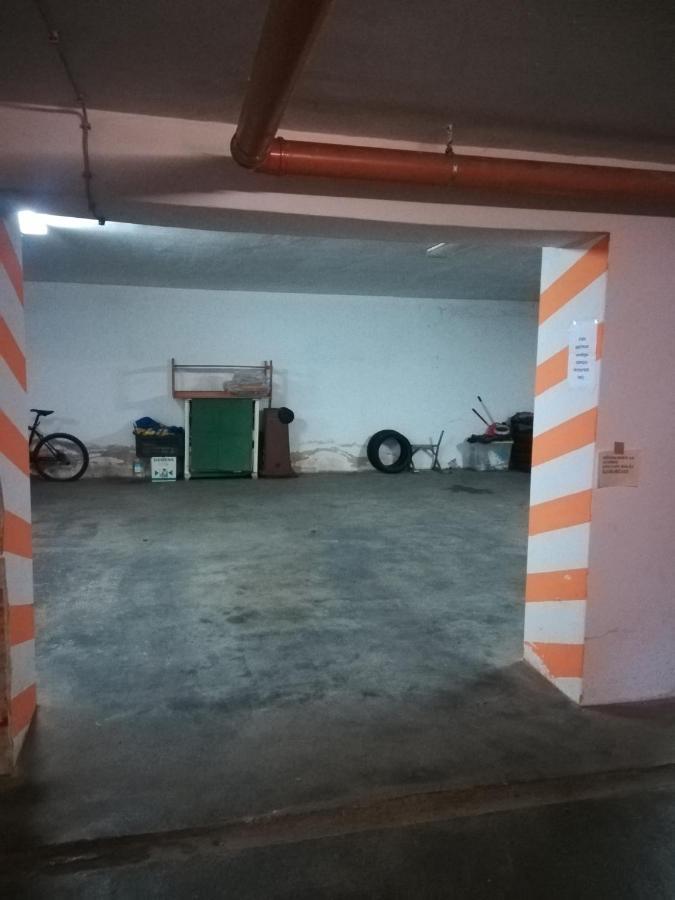 Viola Family Apartman Free Parking Pécs Exterior foto